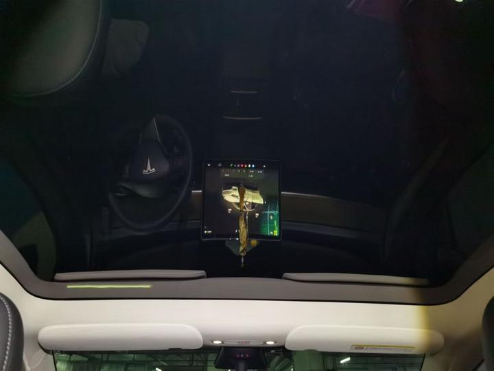 Model Y 2022 Facelift RWD photo 8