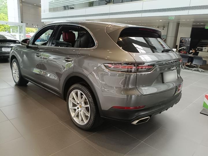 2019 Cayenne 3.0T photo 4