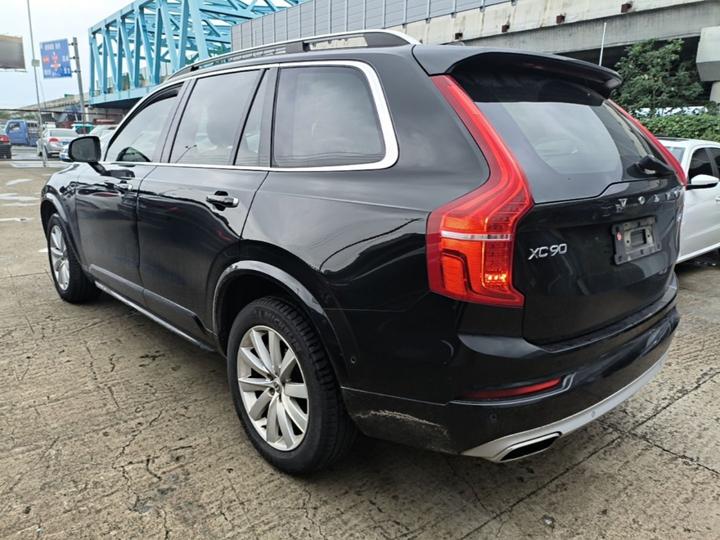 XC90 2015 T6 5-Seater photo 4