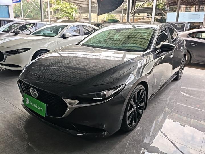 3 Axela 2023 2.0L AT