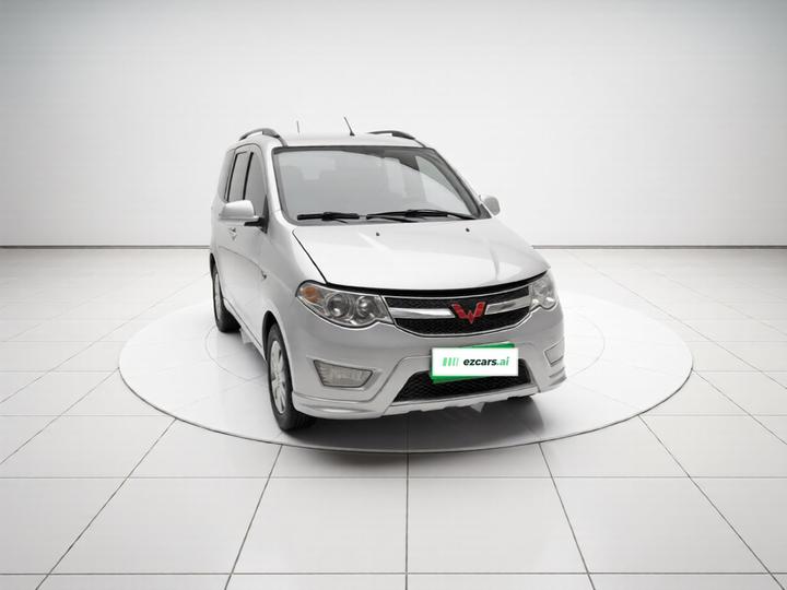 Wuling Hongguang 2014 1.5L S Standard photo 3