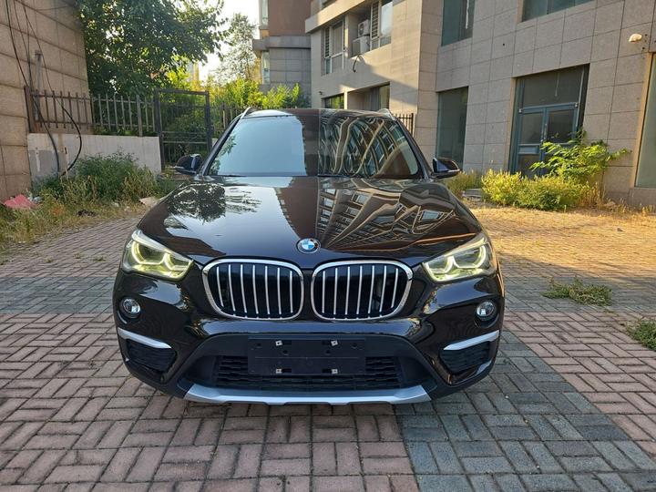 X1 2018 sDrive18Li Exclusive photo 2