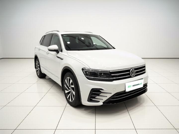 Tiguan L EV 2021 430PHEV PHEV Premium photo 3
