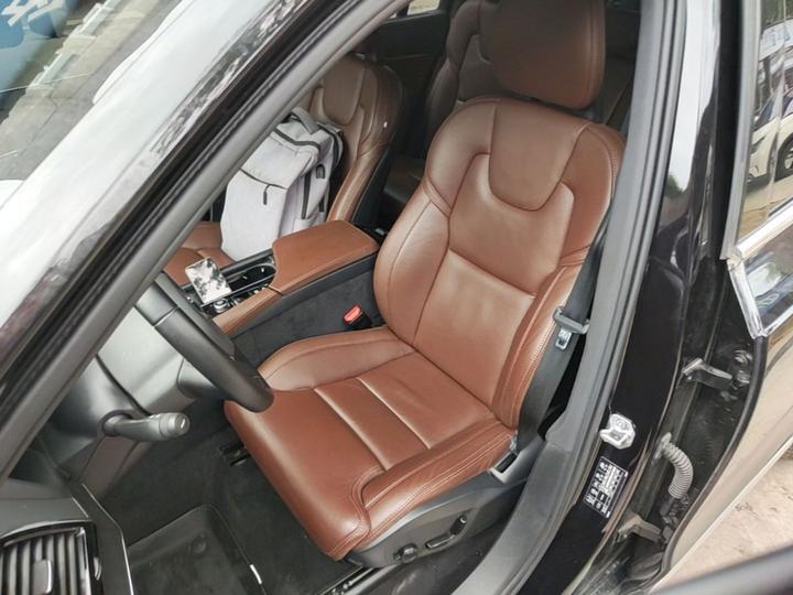 XC90 EV 2021 E Hybrid T8 Smart Premium Luxury 7-Seater photo 6