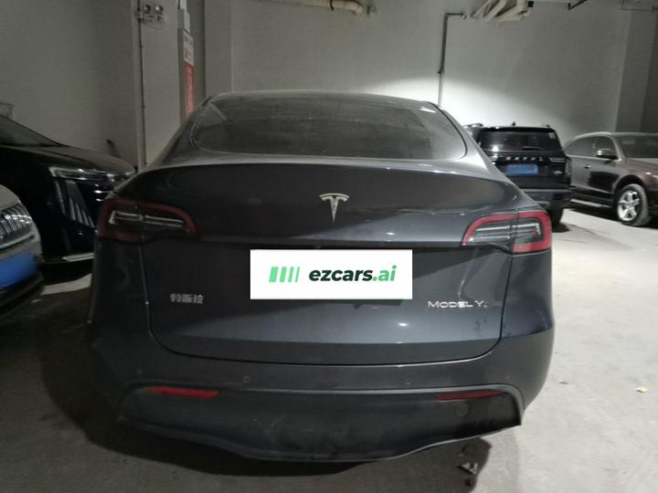 Model Y 2021 Standard Range RWD photo 3