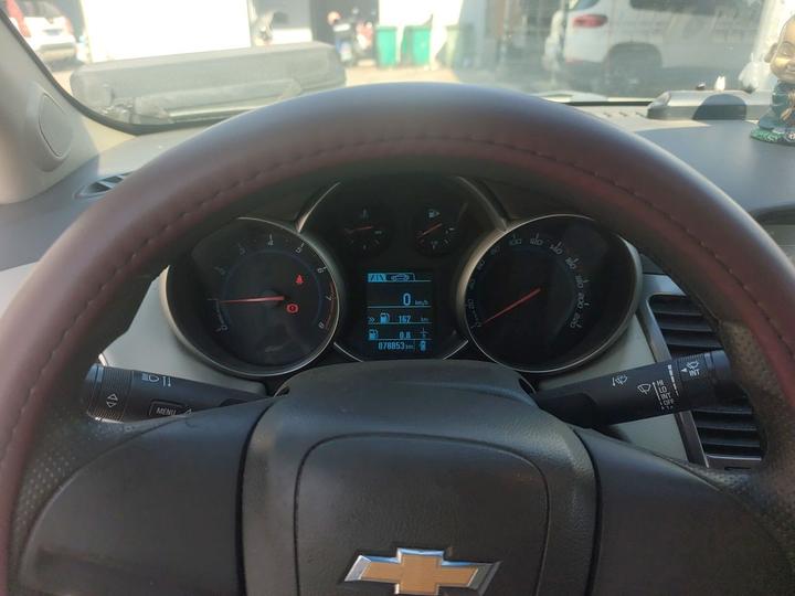 2015 1.5L Classic SE MT photo 8