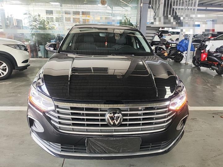Lavida 2023 1.5L AT photo 2