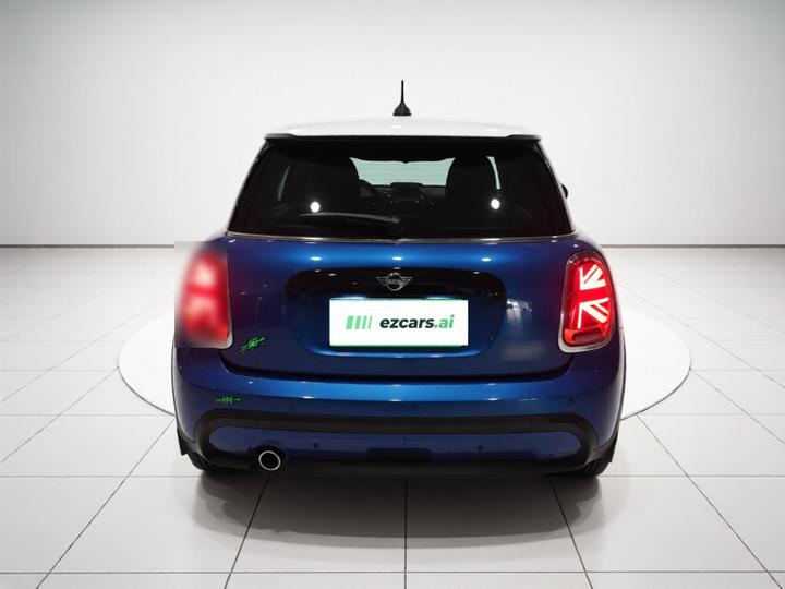 2022 1.5T COOPER photo 3