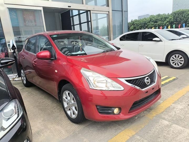 Tiida 2014 1.6L CVT Smart photo 3