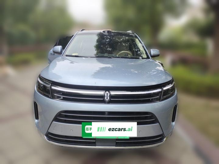 HIMA AITO M7 2024 1.5T ADAS AWD Max 5-Seater photo 2