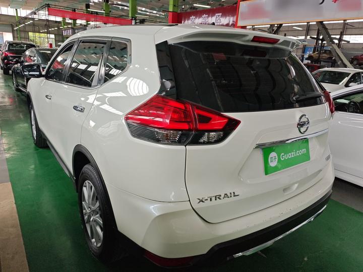 X-Trail 2023 Classic 2.0L RWD Connected Comfort photo 4