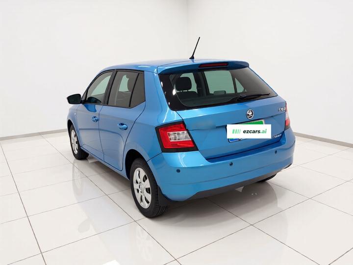 Fabia 2015 1.4L AT photo 4