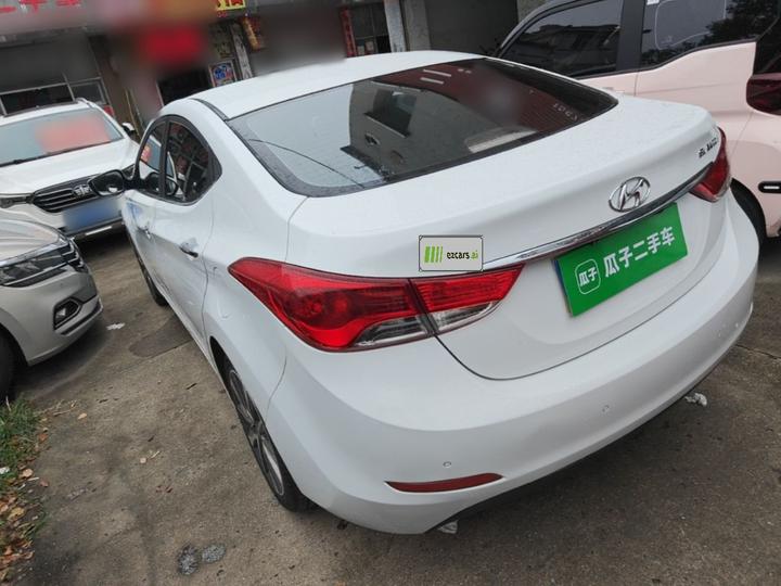 Elantra 2015 1.6L AT Premium photo 4