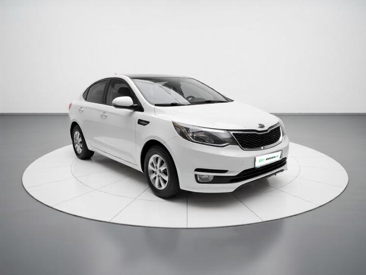 K2 2015 Hatchback 1.4L MT GLS photo 3