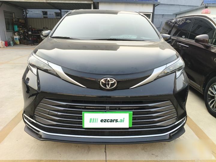 Sienna 2024 2.5L Hybrid AWD Premium photo 2