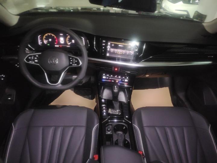 Passat 2024 380TSI photo 5