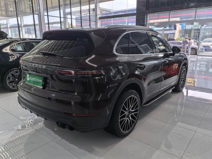 2019 Cayenne 3.0T photo 6