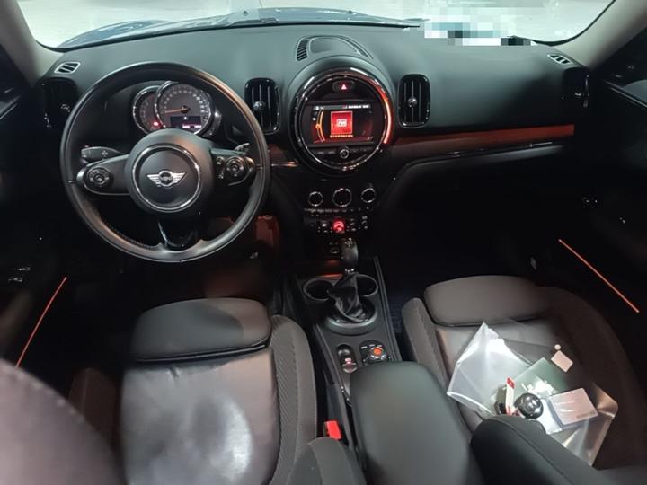 2017 1.5T COOPER ALL4 Wagon photo 5