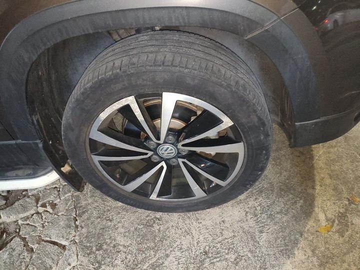 Tharu 2020 280TSI RWD Luxury China VI photo 8