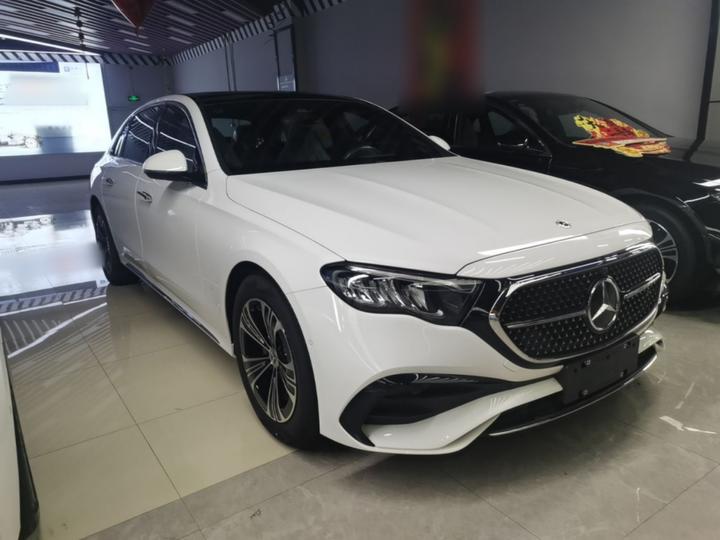 E-Class 2024 E 260 L 4MATIC Sport photo 3