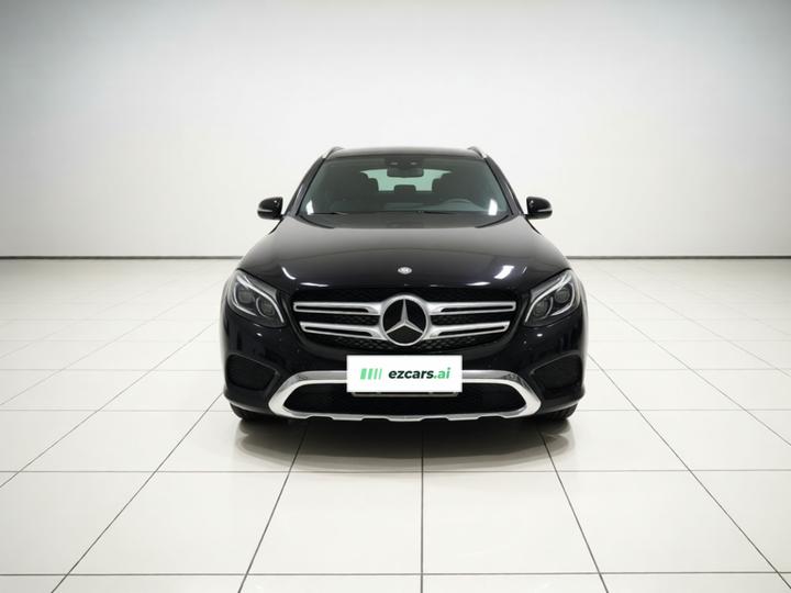 GLC 2016 GLC 300 4MATIC Luxury photo 2