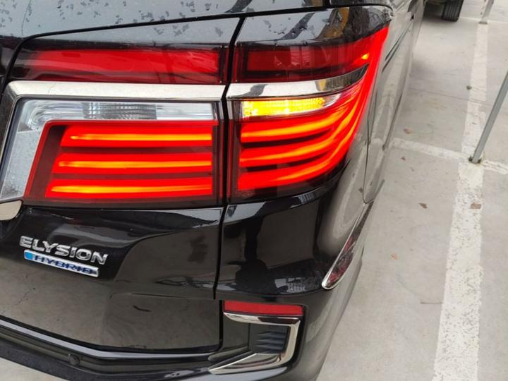 Elysion 2019 2.0L Hybrid Supreme photo 7