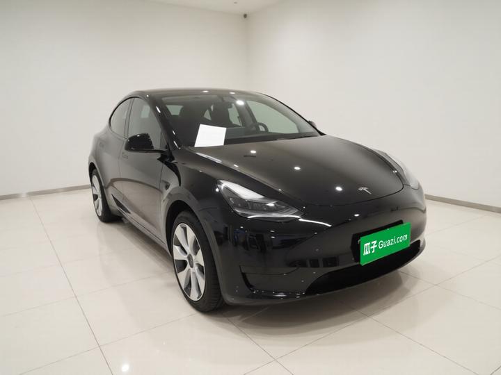 Model Y 2022 Facelift RWD photo 3