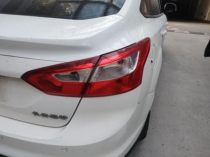 Focus 2012 Sedan 1.6L AT Comfort photo 7