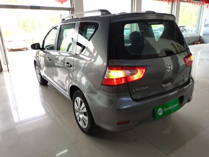 2015 1.6XE CVT Comfort photo 4