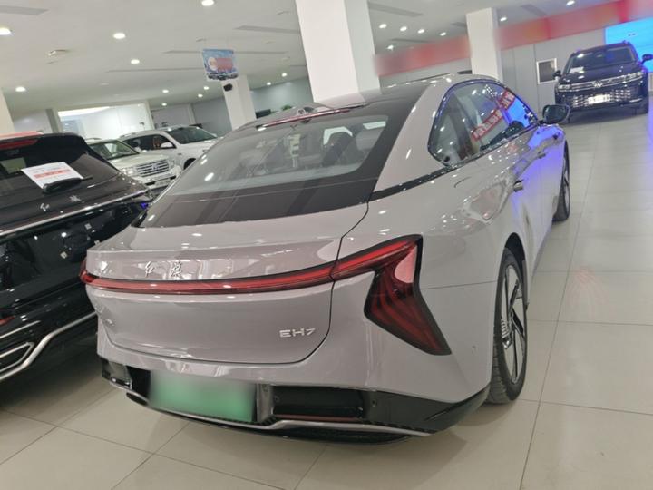 EH7 2025 640 AWD photo 4