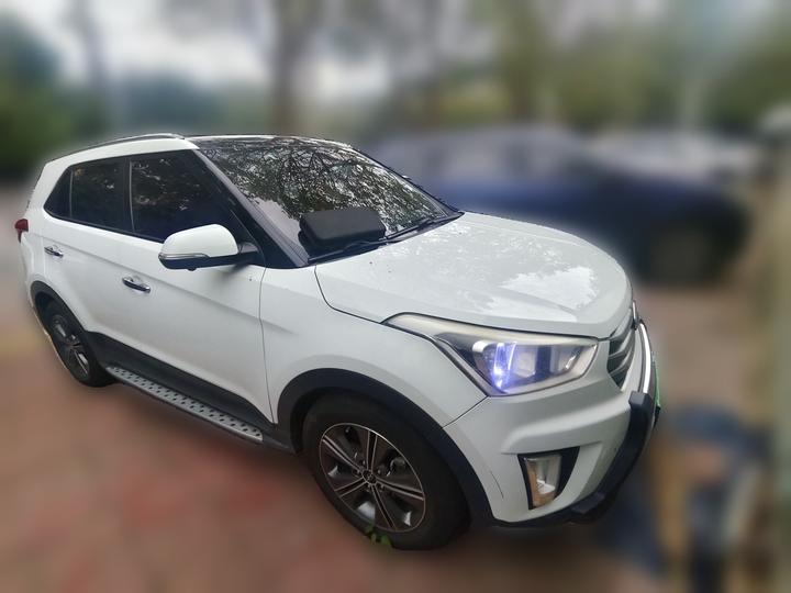 ix25 2015 1.6L AT RWD Smart GLS photo 3
