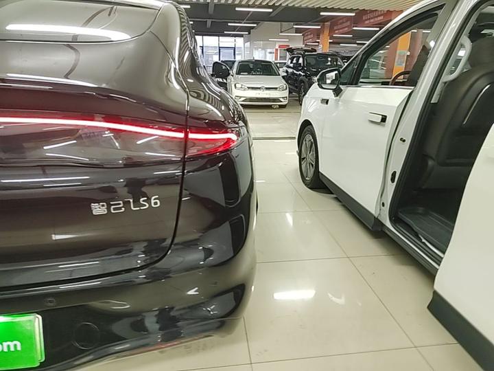 IM Motors LS6 2026 EREV 66 Max+ photo 7