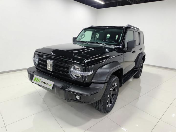 300 EV 2025 Hi4-T 37.1kWh