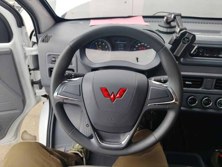Wuling 2025 400km Bus Comfort photo 6