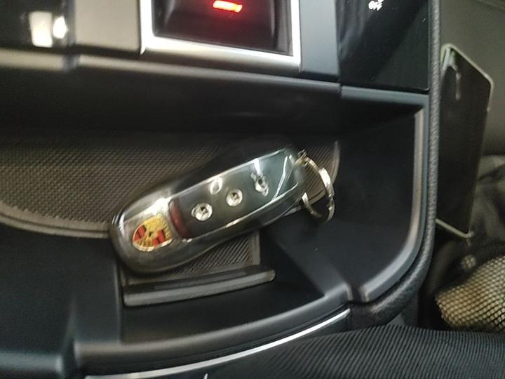 2024 Macan 2.0T photo 8