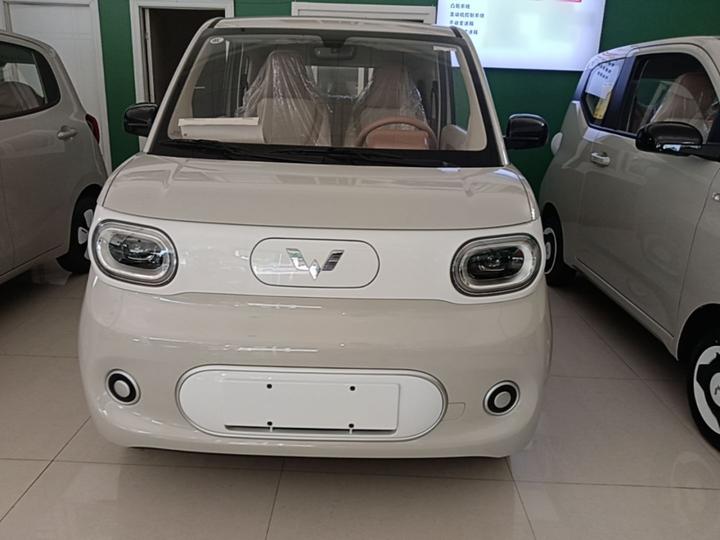 Hongguang MINIEV 2024 3rd Gen 215km photo 2