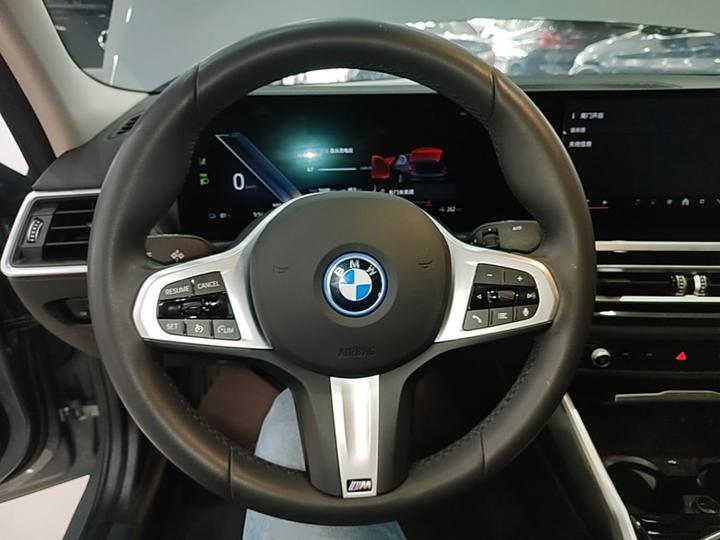 i3 2024 eDrive 35 L photo 6