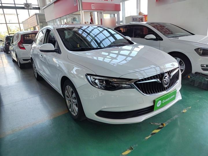 Excelle 2021 Facelift Classic 1.5L AT Elite photo 3