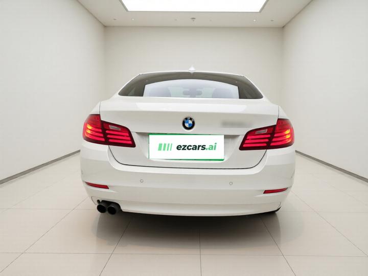 5 Series 2017 520Li photo 5