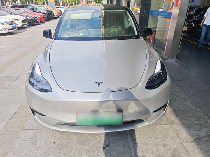 Model Y 2022 Facelift RWD photo 2
