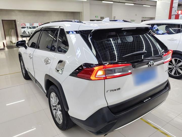 Wildlander 2022 2.0L CVT RWD Luxury photo 4
