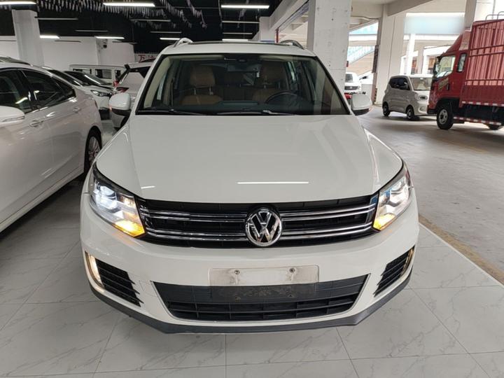 Tiguan 2015 1.8TSI AT AWD Luxury photo 2