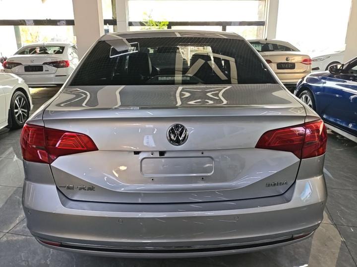 Bora 2018 1.5L AT Comfort photo 5