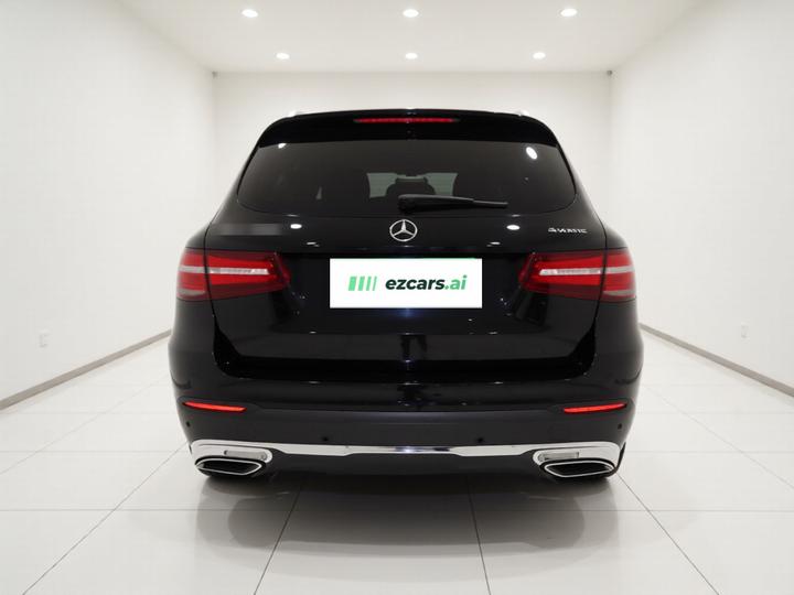 GLC 2017 GLC 200 4MATIC photo 5