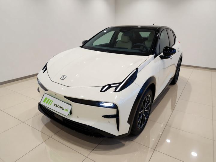X 2023 RWD ME 5-Seater