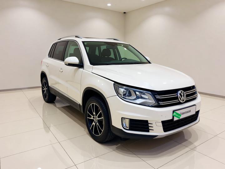Tiguan 2015 1.8TSI AT RWD Luxury photo 3