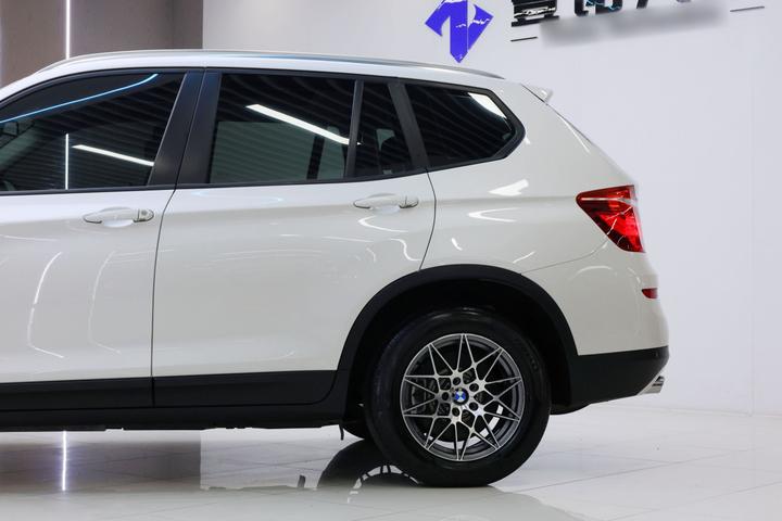 X3 Imported 2016 sDrive20i photo 4