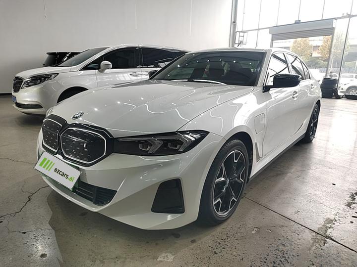 i3 2023 eDrive 40 L M Night Package