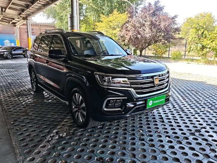 RX8 2019 30T Connected RWD Flagship photo 3