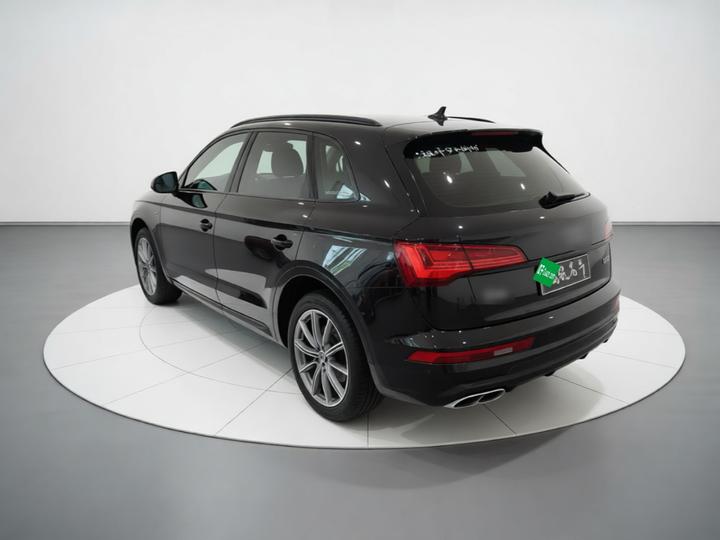 Q5L 2022 40T Luxury Dynamic photo 4